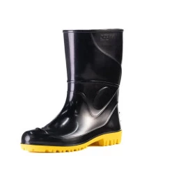 Bota de PVC Cano Médio 28cm Preta com Solado Amarelo - Innpro | CA - 36025